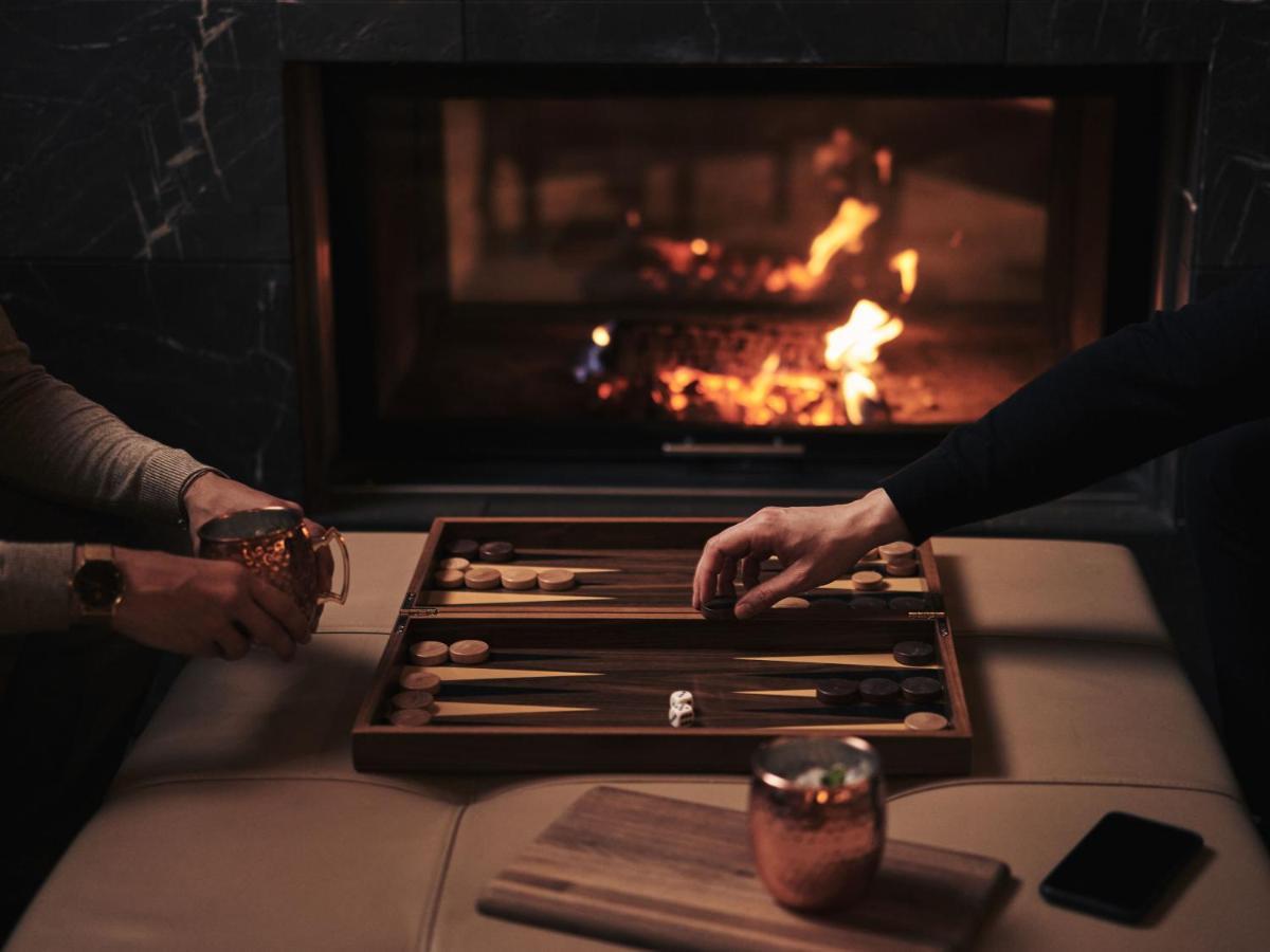 A-Rosa Ifen Hotel Kleinwalsertal Hirschegg  Екстериор снимка A backgammon game