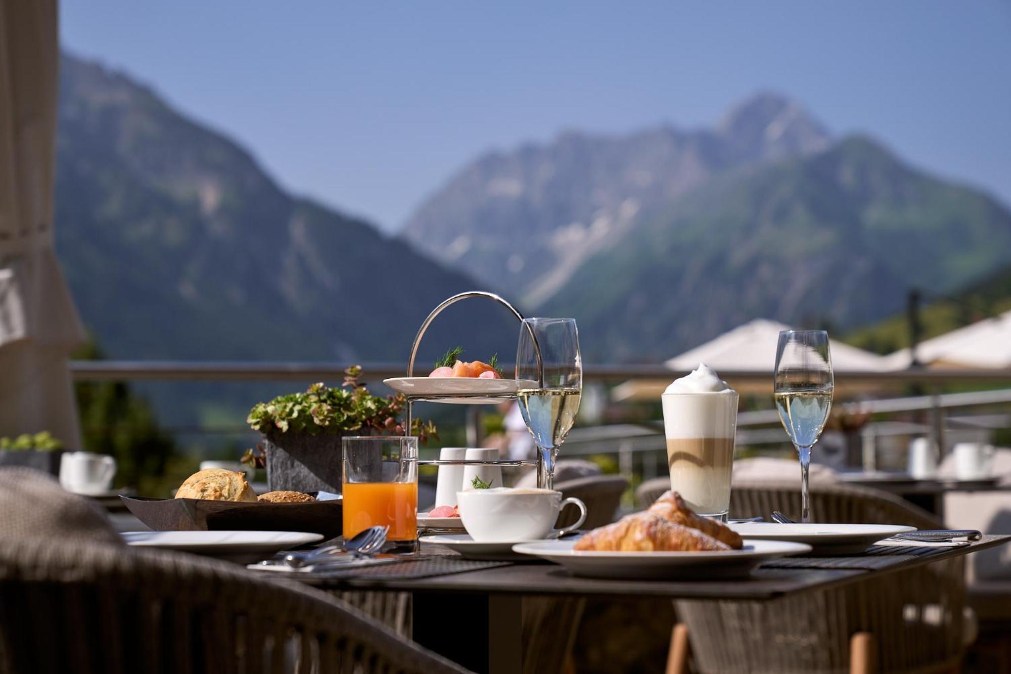 A-Rosa Ifen Hotel Kleinwalsertal Hirschegg  Екстериор снимка